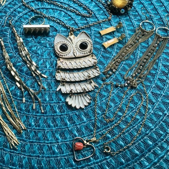 My Owl's Treasure ~ Costume Jewelry Lot - 9 Pieces Women Teens Gold Yellow White - Picture 2 of 9